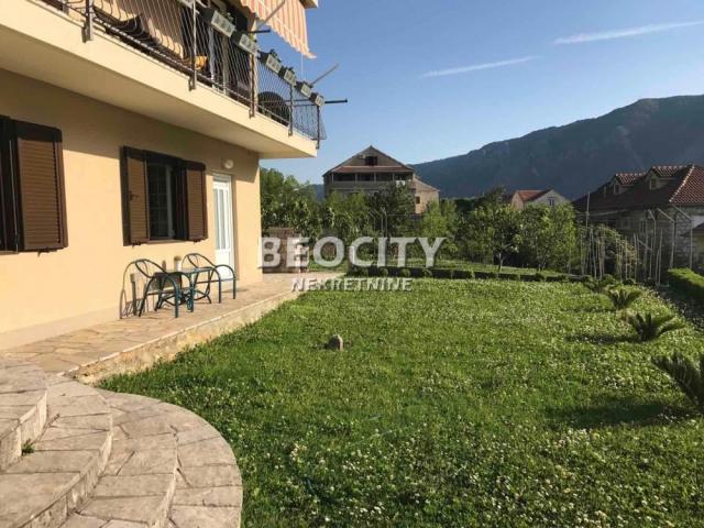 Kotor, Dobrota, Dobrota , 10. 0, 200m2, 850000EUR