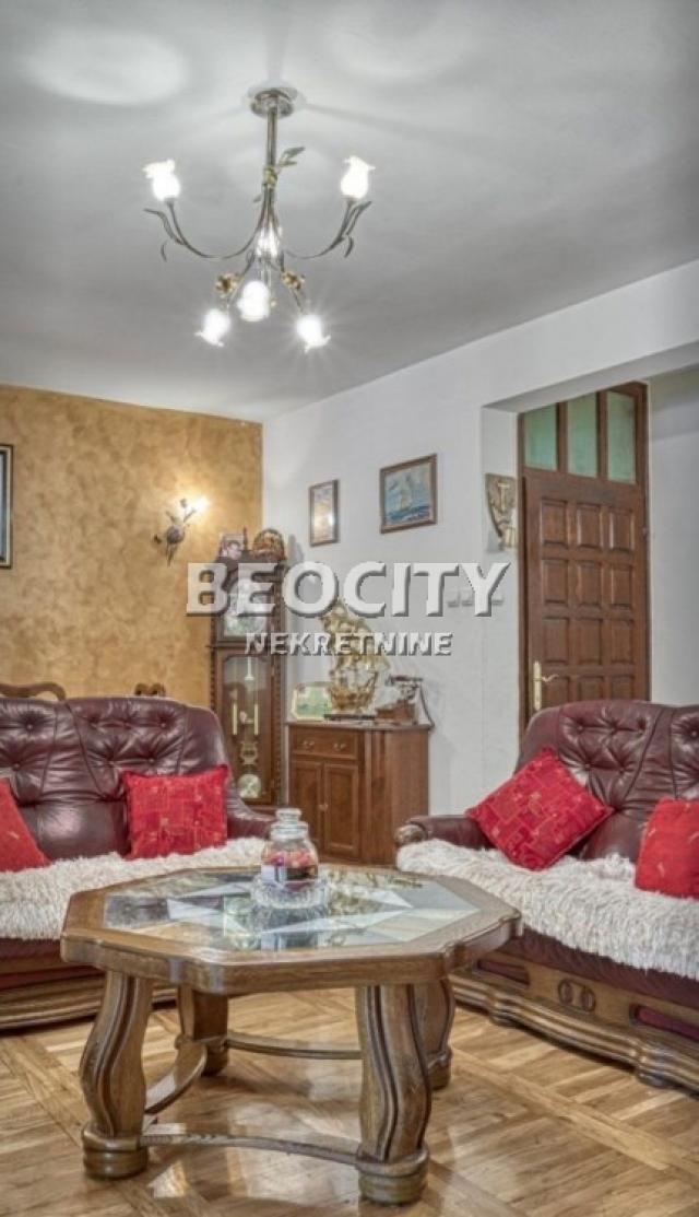 Kotor, Sveti Stasije, Svetistasije, 10. 0, 500m2, 1300000EUR