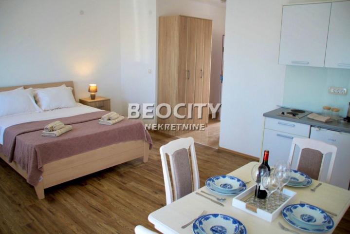 Budva, Jaz, Krimovica, 10. 0, 250m2, 450000EUR