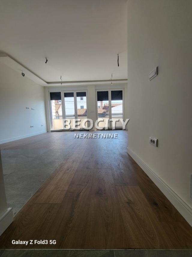 Zvezdara, Denkova bašta, Paje Jovanovića, 4. 0, 100m2, 220000EUR