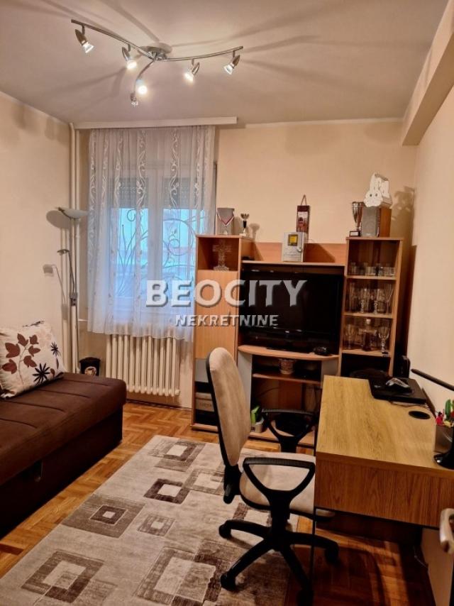 Novi Sad, Bulevar Oslobođenja, Cara Uroša, 4. 5, 67m2, 200000EUR