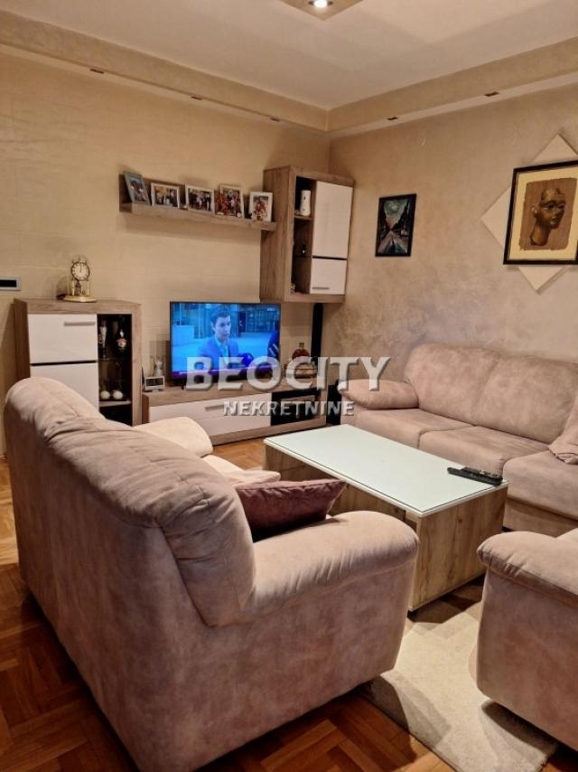 Novi Sad, Bulevar Oslobođenja, Cara Uroša, 4. 5, 67m2, 200000EUR