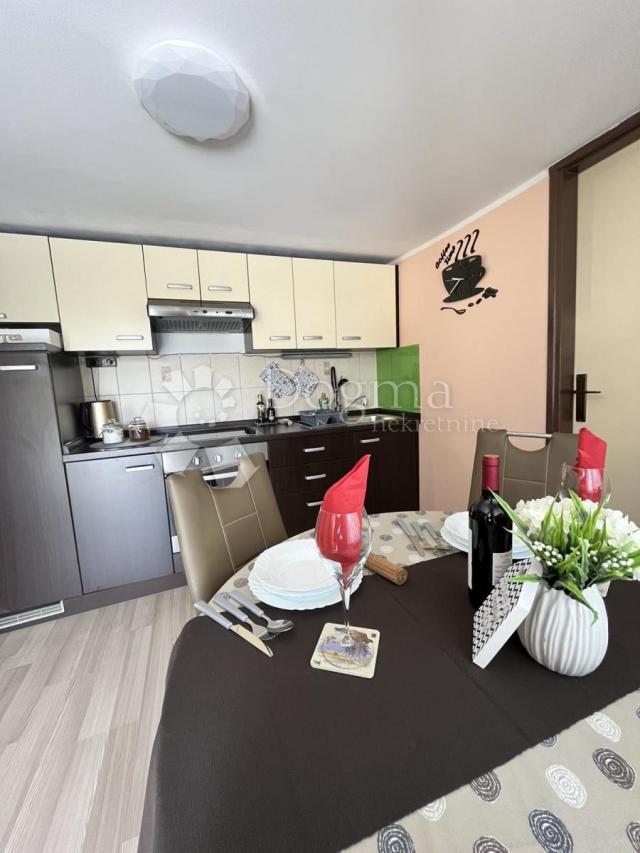 Etaža kuće, 3s Kl + apartman