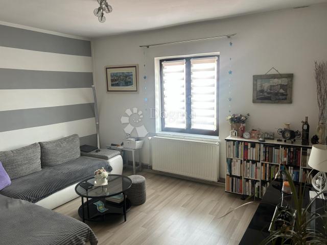 Etaža kuće, 3s Kl + apartman