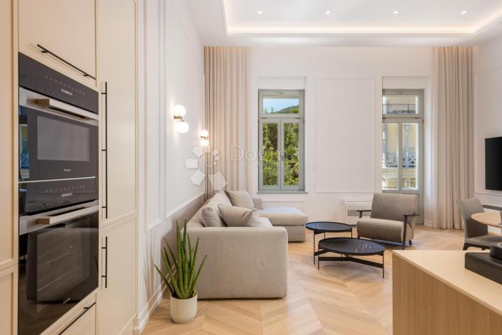 Wohnung Opatija - Centar, Opatija, 73m2