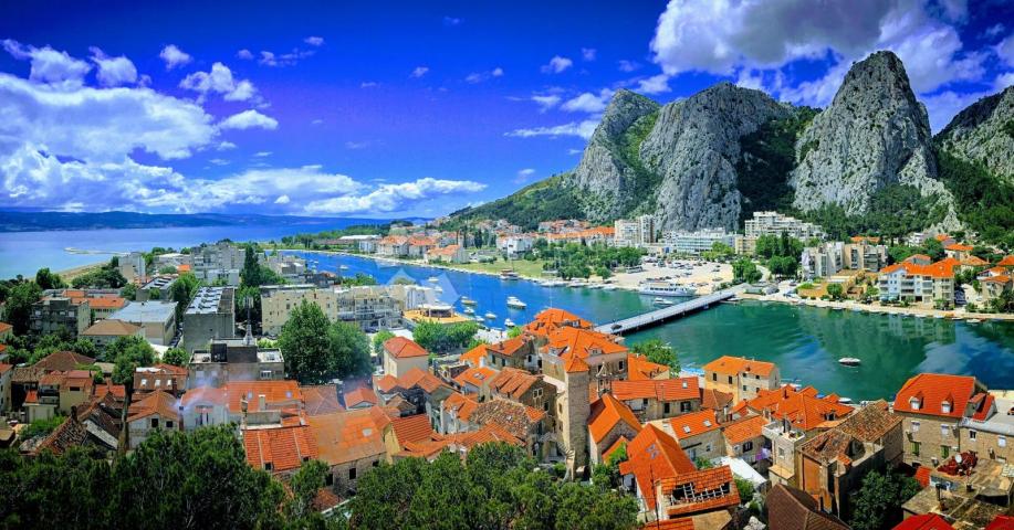 FANTASTIČAN STAN PRVI RED DO MORA 64 M2, OMIŠ