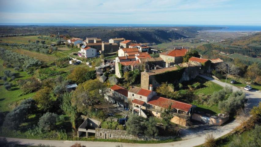 Haus Momjan, Buje, 1.962m2