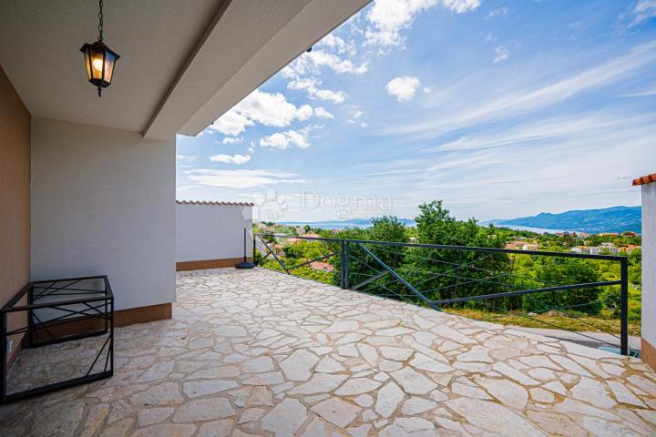 Kastav, novogradnja 84 m2 2s+db, terasa, pogled, prodaja