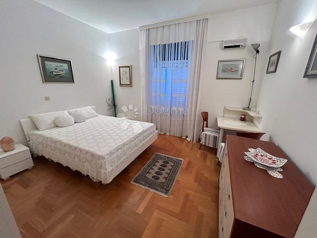 Flat Opatija - Centar, Opatija, 92m2