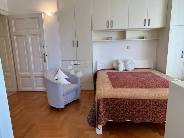 Flat Opatija - Centar, Opatija, 92m2