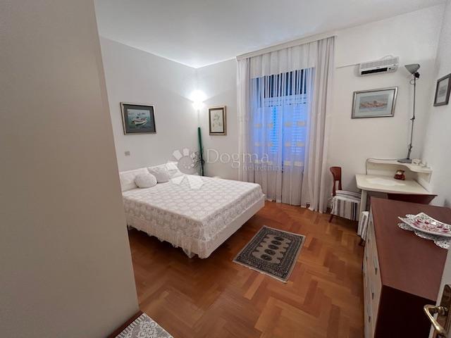 Flat Opatija - Centar, Opatija, 92m2