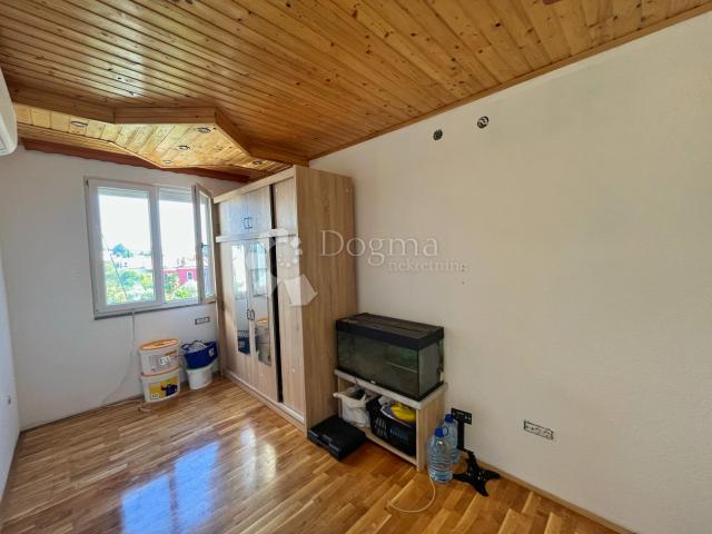 THREE-ROOM APARTMENT IN ROVINJ WITH A BEAUTIFUL VIEW