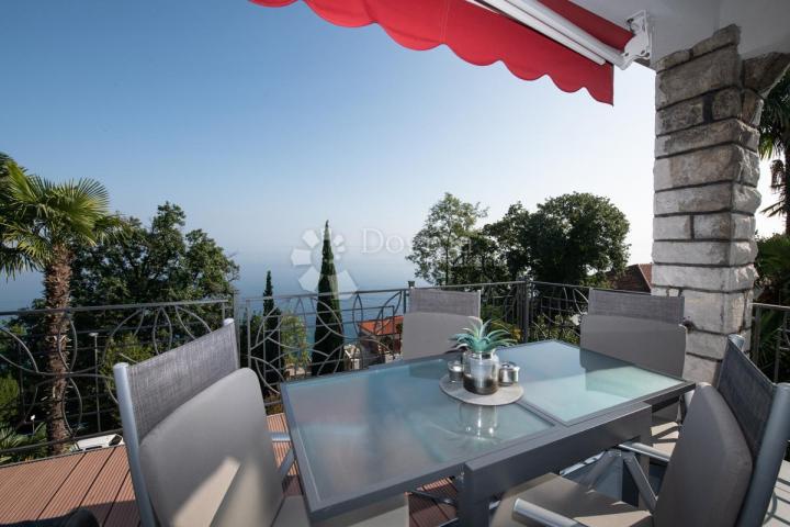 Opatija, stan 140m2 s pogledom na more