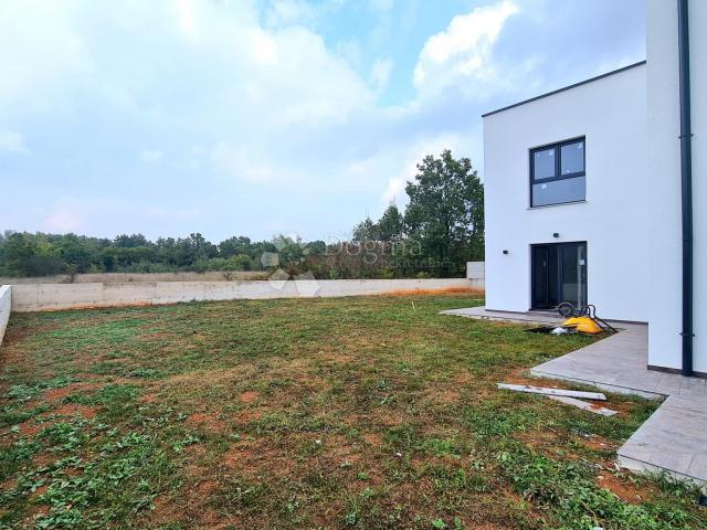 Labin, surroundings, spacious house in a new settlement