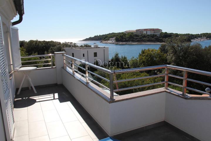 VILLA WITH 6 APARTMENTS AND SEA VIEW