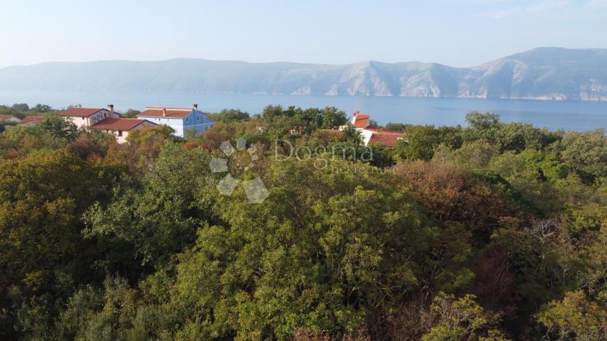 Land Brzac, Krk, 1.685m2