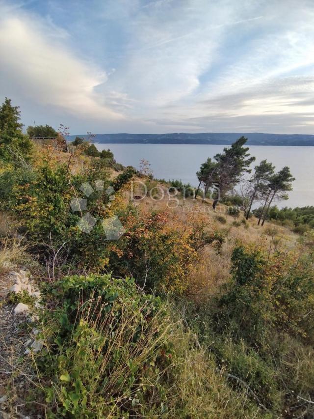 Land Stanići, Omiš, 2.200m2