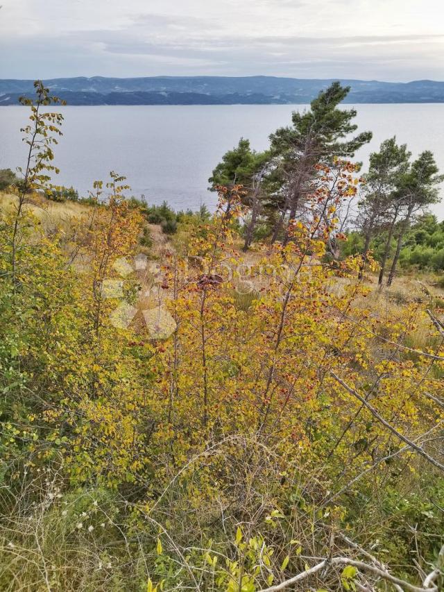 Land Stanići, Omiš, 2.200m2