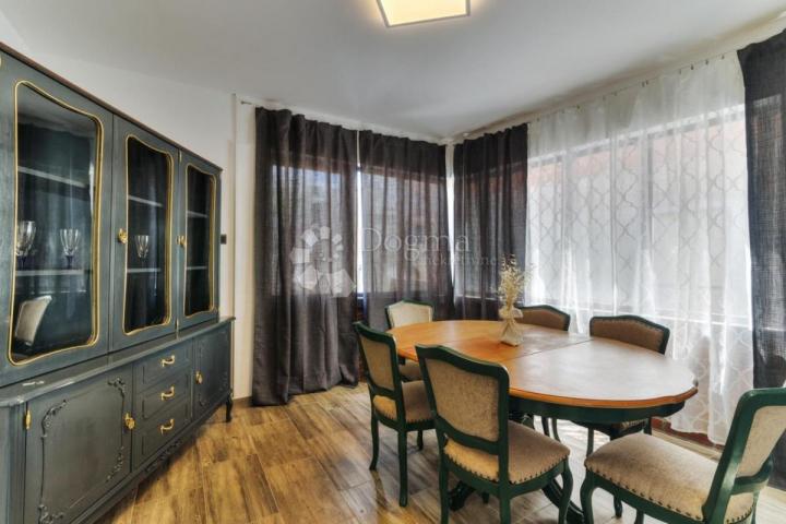 Apartment Novi Vinodolski, 102,07m2