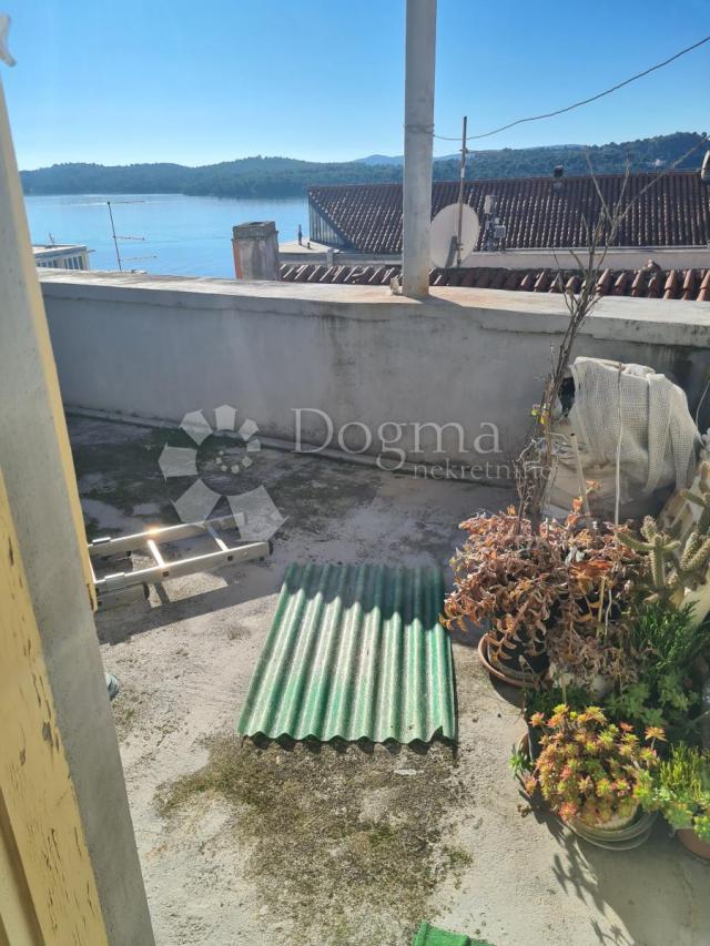 ŠIBENIK CENTAR  dvoetažni stan sa pogledom na more