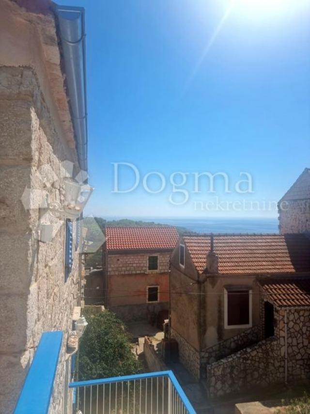 House Podstražje, Vis, 105m2