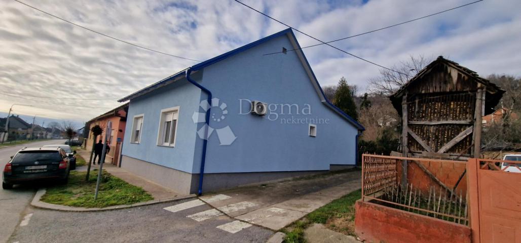 House Batina, Draž, 88m2