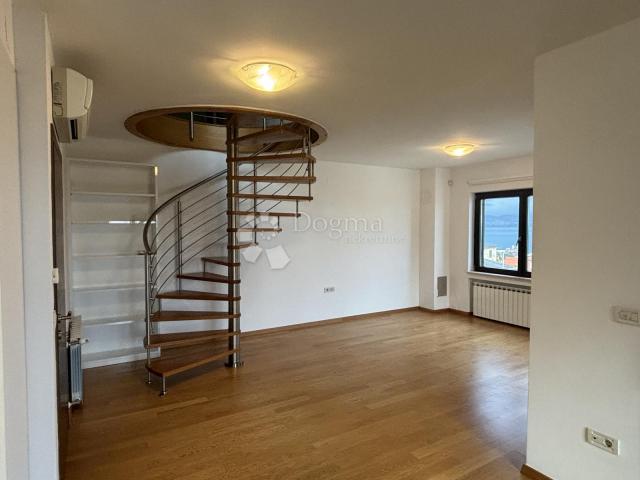 Flat Lovran, 111,89m2