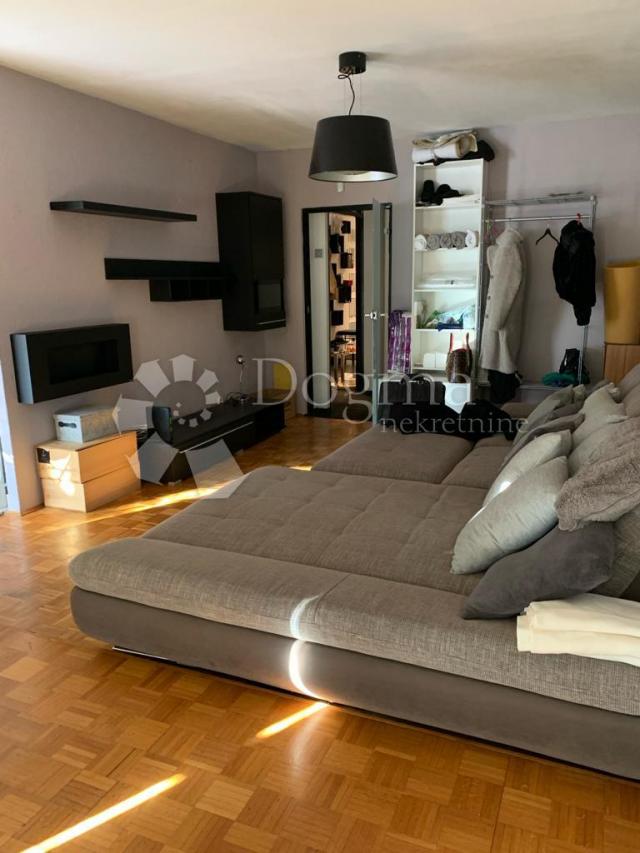 Flat Špansko, Stenjevec, Drage garvaisa, 119,20m2