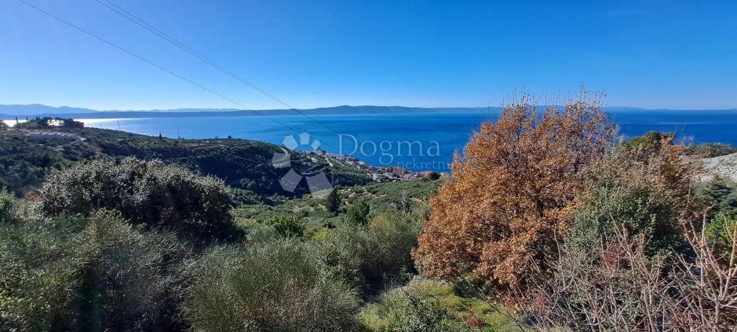 Land Podgora, 2.327m2