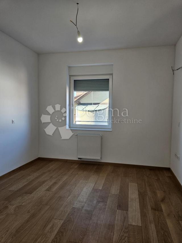 Flat Centar, Varaždin, 131,45m2