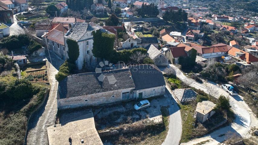 Haus Nerežišća, 1.841m2