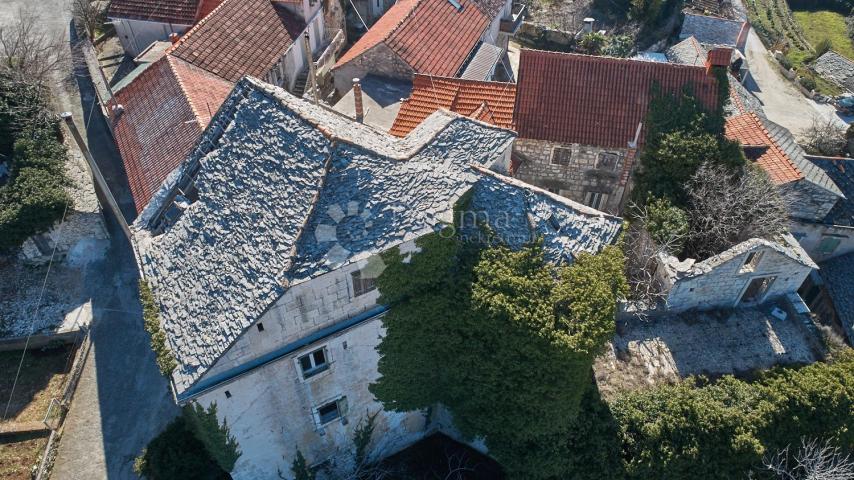 Haus Nerežišća, 1.841m2