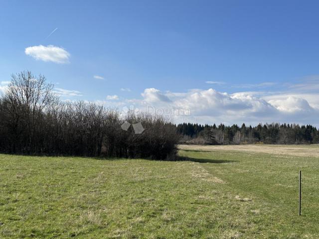 Land Centar, Gospić, 2.041m2