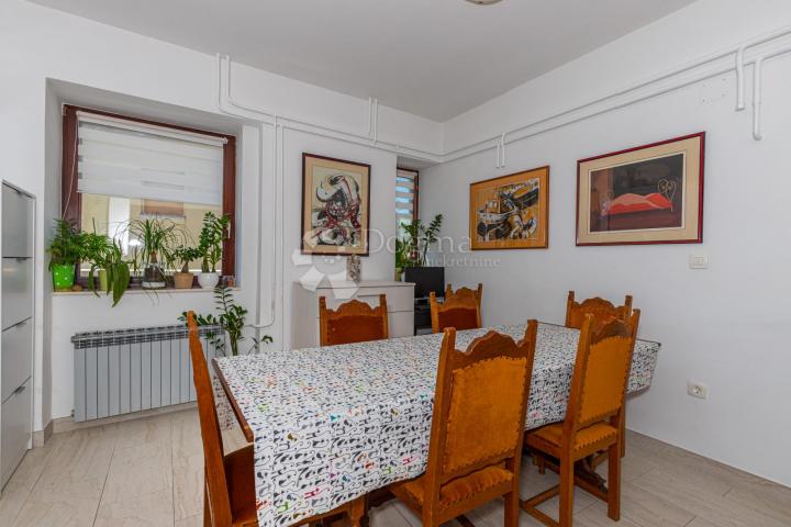 APARTMAN CRIKVENICA S NEODOLJIVIM POGLEDOM NA MORE