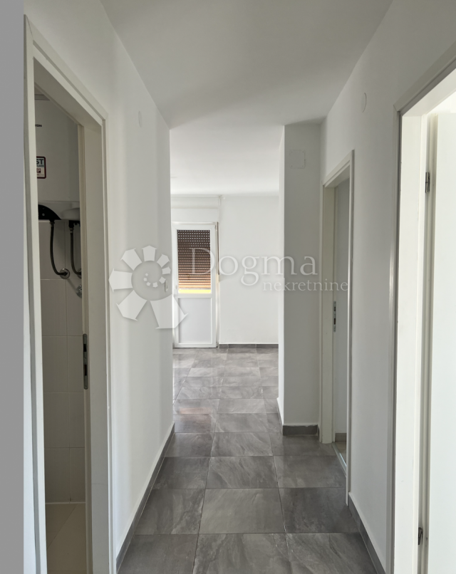 Flat Stoja, Pula, 51m2