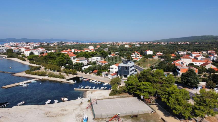 ZADAR, SUKOŠAN, Apartment mit 2 Schlafzimmern und Badezimmern in einem herrlichen Neubau mit Meerbli