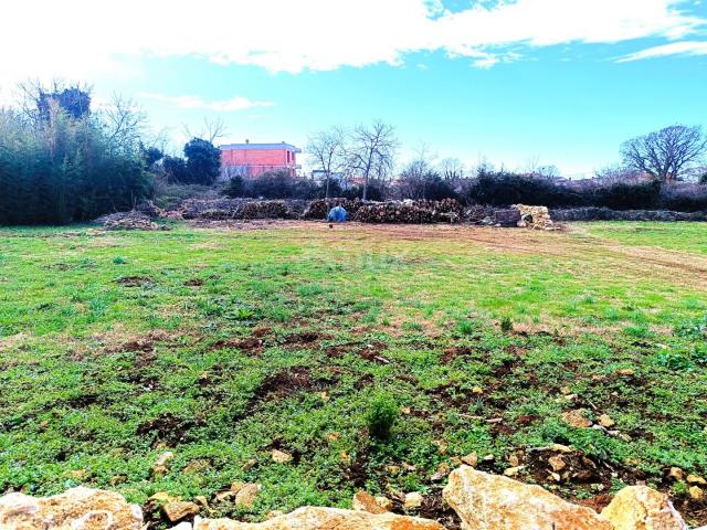 ISTRIA, MEDULIN Building plot near the beach