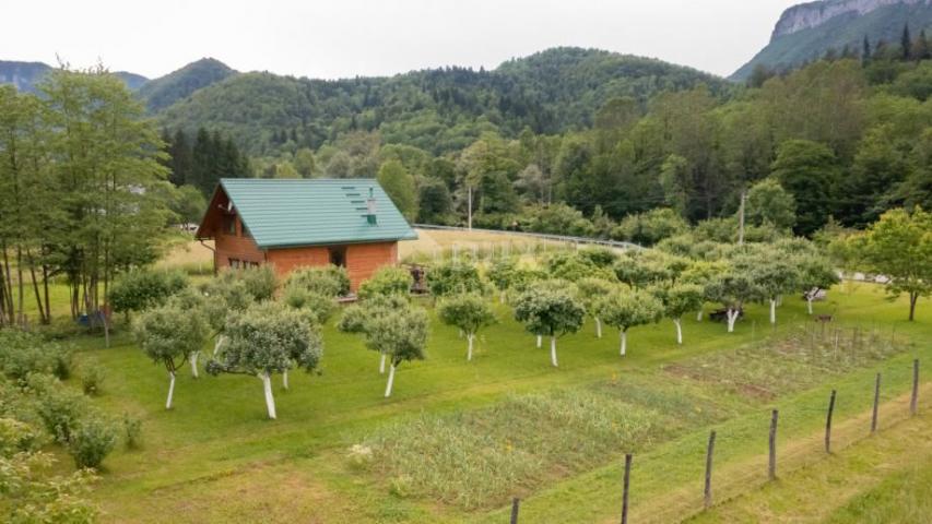 GORSKI KOTAR, BROD NA KUPI - Građevinsko zemljište od 1960m2!