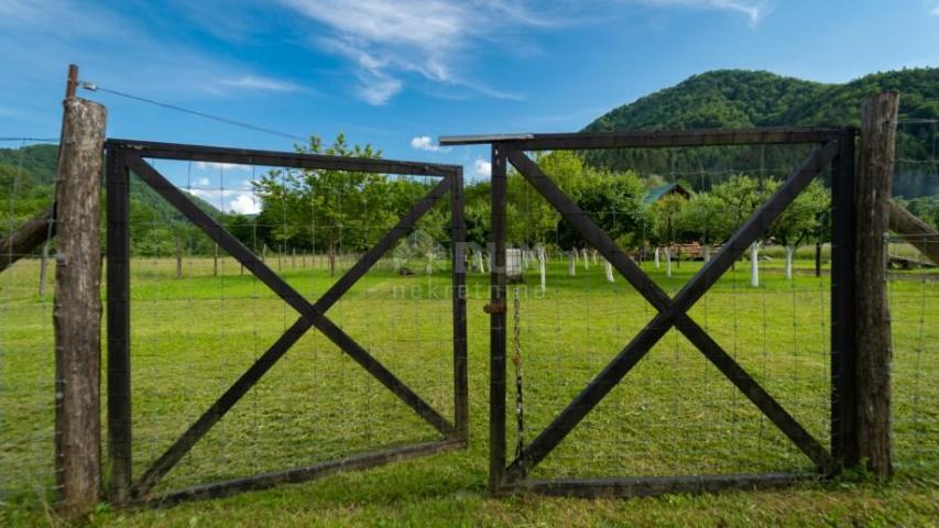 GORSKI KOTAR, BROD NA KUPI - Građevinsko zemljište od 1960m2!