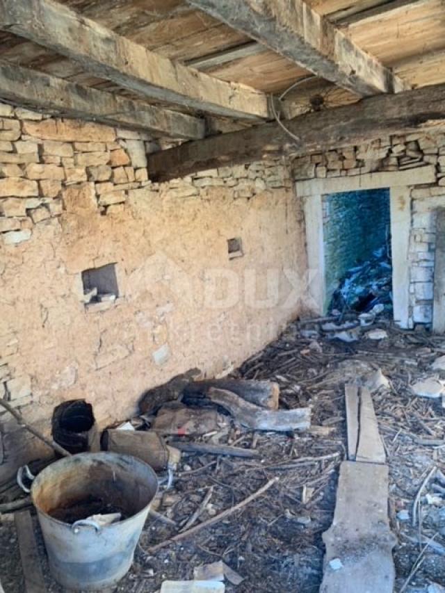 ISTRIA SVETINČENAT, Stone house for renovation with project