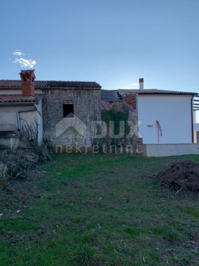 ISTRIA SVETINČENAT, Stone house for renovation with project