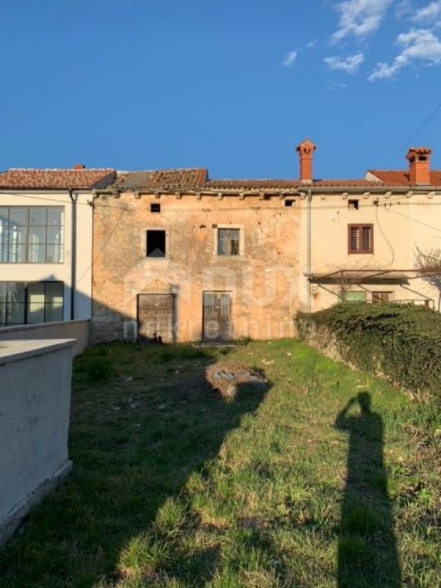 ISTRIA SVETINČENAT, Stone house for renovation with project