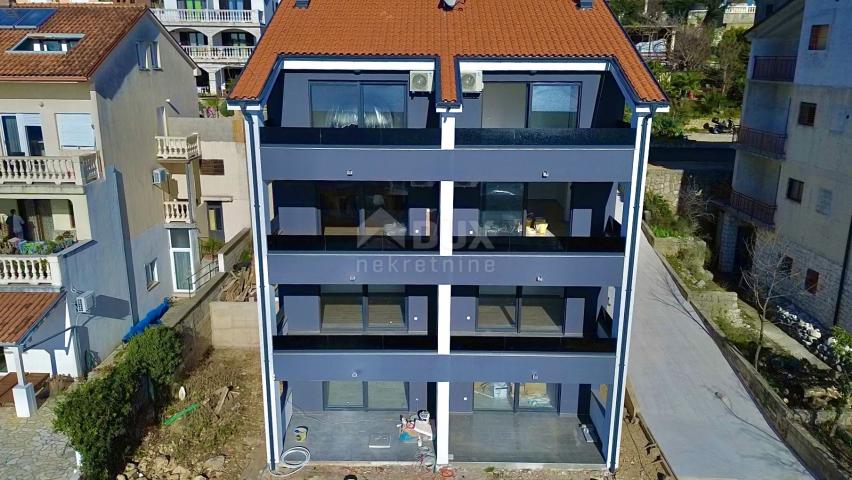 CRIKVENICA - Two-story apartment, 101 m2, sea view!