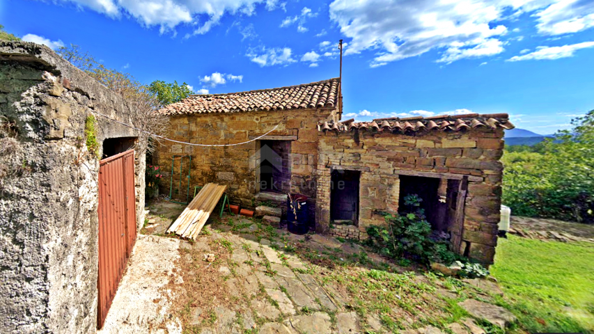 ISTRIA, CEROVLJE - Stone house with a panoramic view