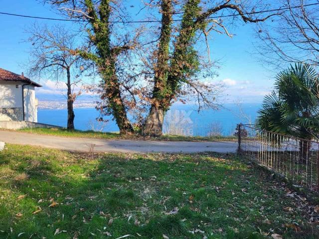 LOVRAN - House with a sea view