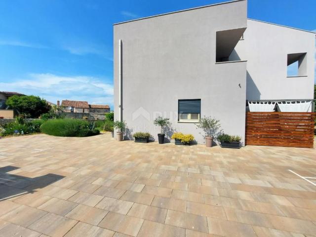 ISTRIEN, BALE – Moderne Familienapartmentvilla