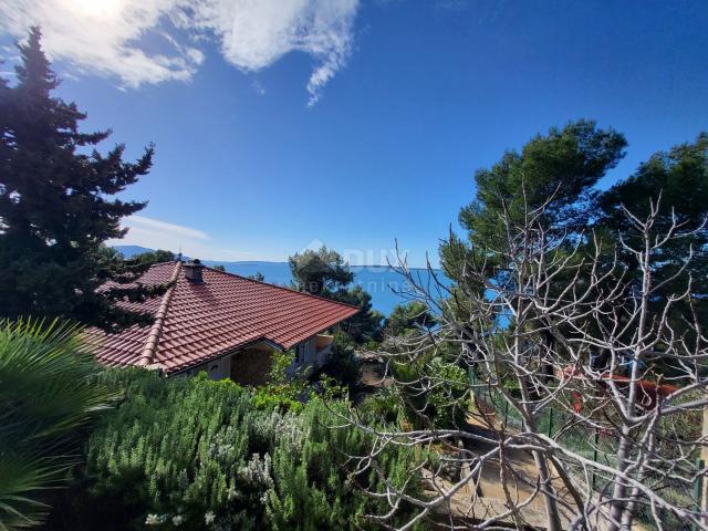 INSEL CRES - Haus mit Meerblick und zwei Wohnungen