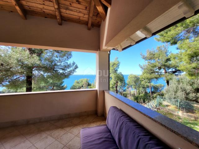 INSEL CRES - Haus mit Meerblick und zwei Wohnungen