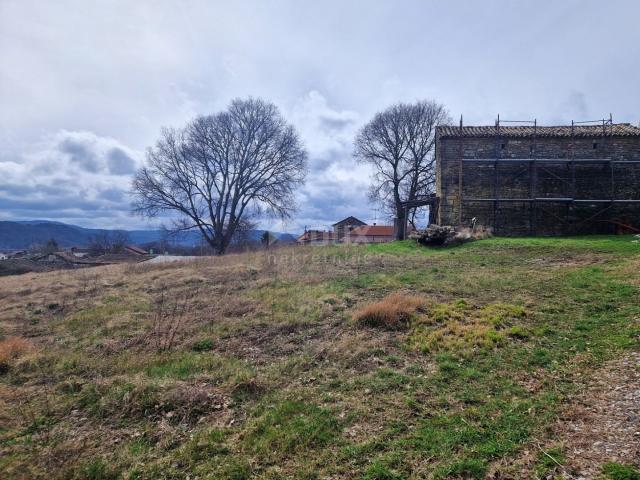 ISTRIA, CEROVLJE - Detached stone building