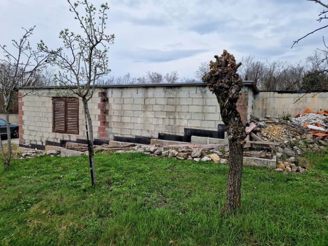 ISTRA, GRAČIŠĆE - Započeta gradnja atraktivne prizemnice